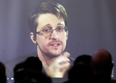 Snowden pide investigar presunta injerencia rusa en elecciones de EU