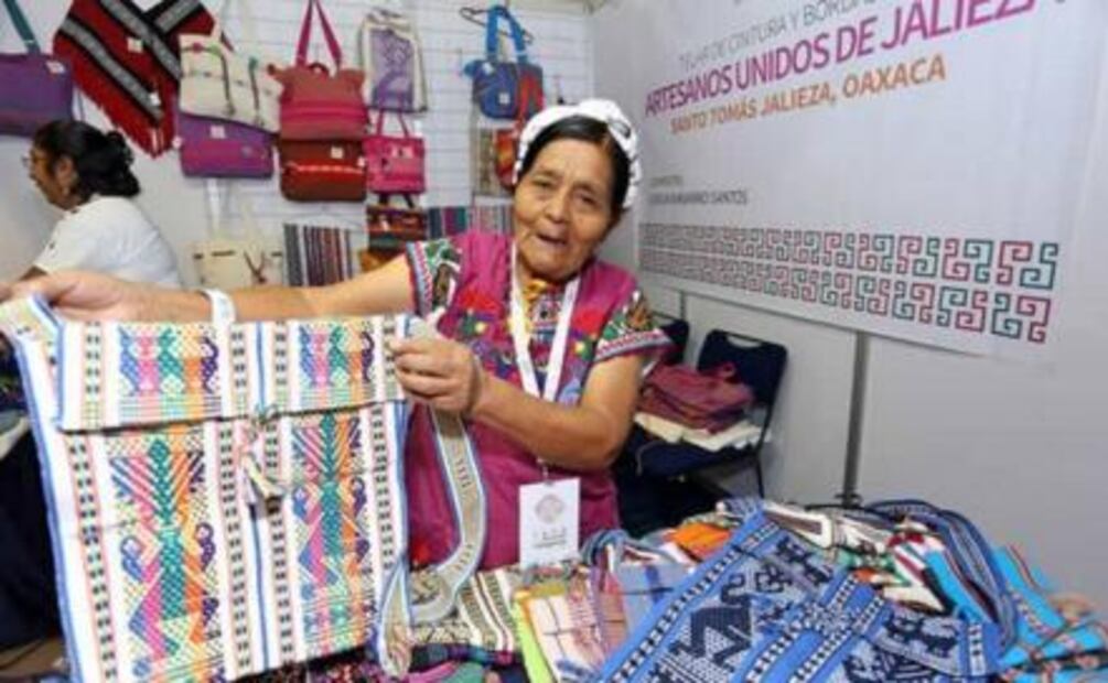250 familias de artesanos participarán en Expo Artesanal Guelaguetza