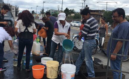 Vecinos de Iztapalapa y Neza abren toma de agua para abastecerse