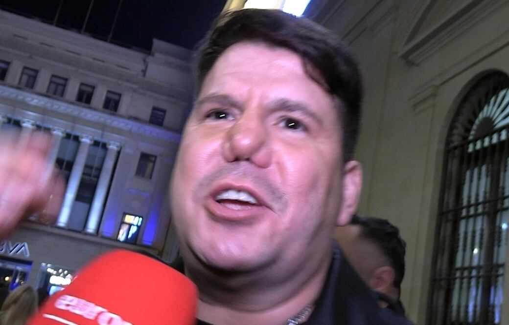 El cantante Andy espera que se aclaren todas las dudas que hay acerca de su rostro después de una semana de comentarios y críticas en las redes sociales debido a su aspecto físico. Foto: Europa Press.