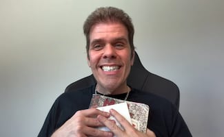 Familia de Perez Hilton confirma que recibe atención médica; será sometido a una evaluación psiquiátrica