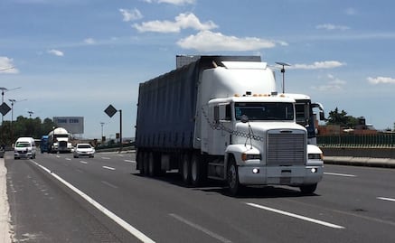 Industria automotriz respalda plan de Claudia Sheinbaum; impulsará renovación de flota de vehículos pesados en México