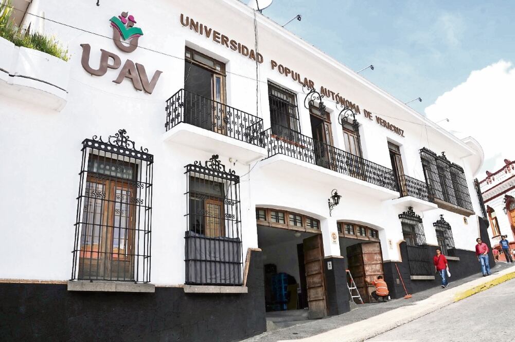 Pese a las denuncias, el gobierno de Javier Duarte argumentó que la institució n fue creada por decreto, por lo que tenía el aval de las autoridades educativas. (MIGUEL CARMONA. EL UNIVERSAL)