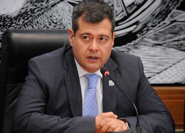 Anuncia Amieva mesas de diálogo con grupos de taxistas