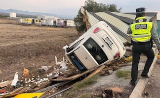Dos mujeres mueren en accidente automovilístico en autopista México-Tulancingo; habrían perdido el control tras intento de asalto