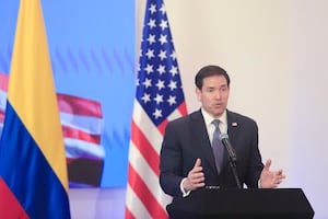 "Se volvió loco y se metió a presidente"; Rubio bromea sobre Espriella y destaca que se conocen "desde hace años"