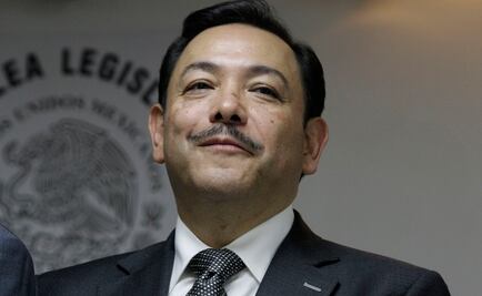 ​Renuncia Héctor Serrano a Semovi