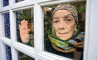 Graciela Iturbide llama a luchar para que Frida se quede en México
