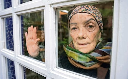 Graciela Iturbide llama a luchar para que Frida se quede en México