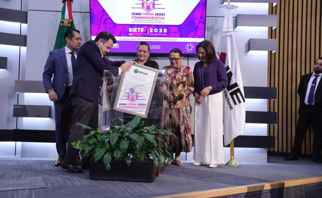 INE realiza conmemoración del voto de la mujer. Foto: Especial