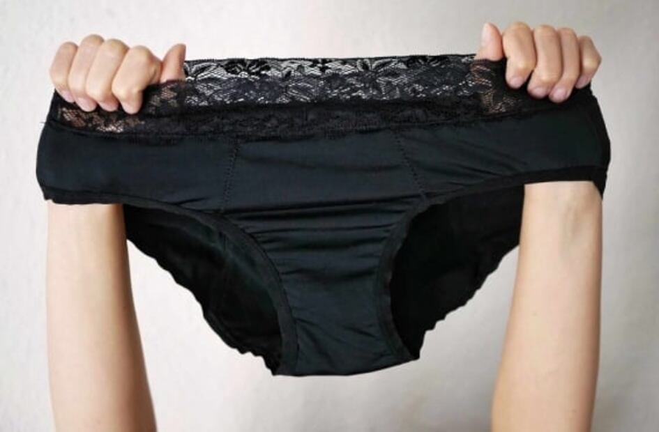 ¿Qué hace una bolsa en tu ropa interior femenina?