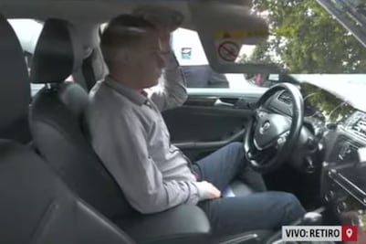 Conductor de auto diplomático ruso se niega a realizarse prueba de alcoholemia en Argentina; se atrinchera en el vehículo