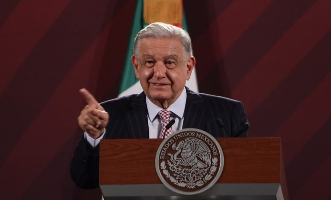 El presidente Andrés Manuel López Obrador aseguró este martes que, con el apoyo del bloque conservador, se está llevando a cabo una transformación en México de manera pacífica. Foto: Hugo Salvador