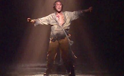 Ovacionan a Ernesto D'Alessio por su actuación en "Los Miserables"