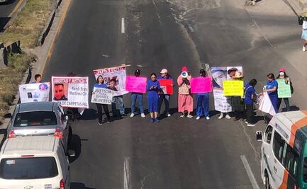 Por más de una hora, colectivo bloquea Texcoco-Lechería por la supuesta fabricación de delitos a jóvenes