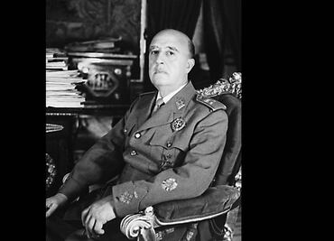 España: Piden que familia Franco devuelva esculturas históricas