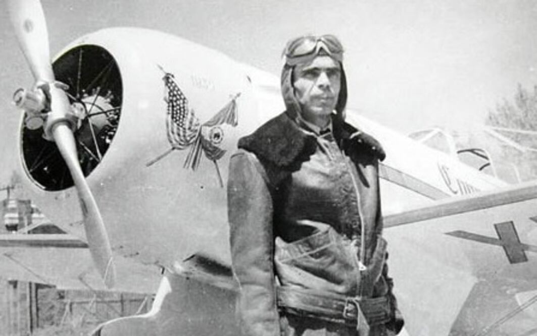 Franz Kafka y Francisco Sarabia, en un día como hoy