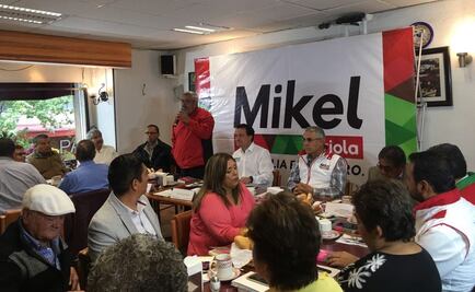 ​Mikel Arriola promete seguridad social a comerciantes informales