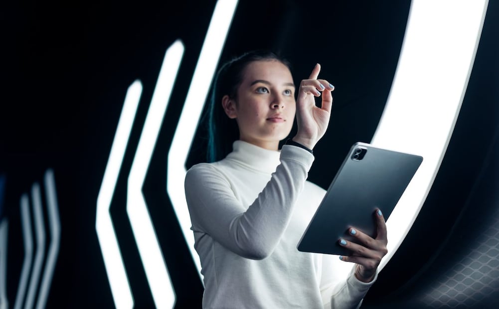 Por qué la IA es el nuevo lenguaje del liderazgo femenino. Imagen: Freepik