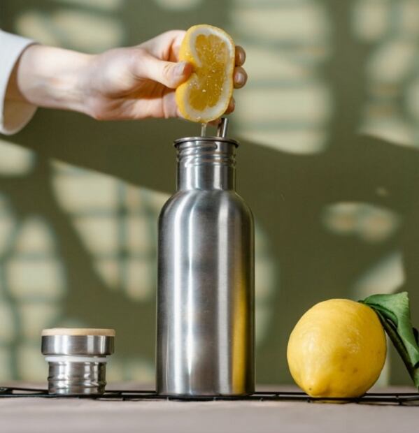 5 propiedades que posee el limón