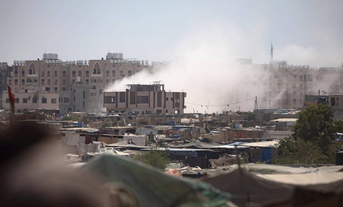 En un nuevo ataque aéreo israelí en la Franja de Gaza, al menos cinco personas fallecieron y veinte resultaron heridas en Deir al-Balah, según funcionarios médicos palestinos. Imagen ilustrativa. Foto: EFE