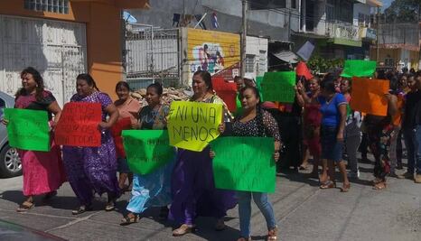 Marchan mujeres indígenas y campesinas de Oaxaca contra la violencia y feminicidios
