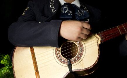 Arman cuatro horas de fiesta con 50 mariachis, pero acaban detenidos; deben 78 mil pesos