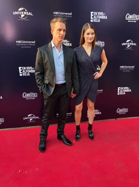 Mexicanos tienen su propia alfombra roja para ver los Oscar