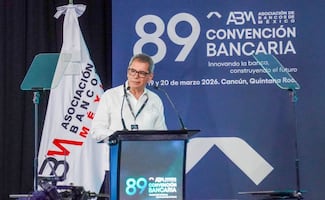 Banqueros impulsan pago de gasolina con QR; ofrecen más financiamiento para impulsar Pymes