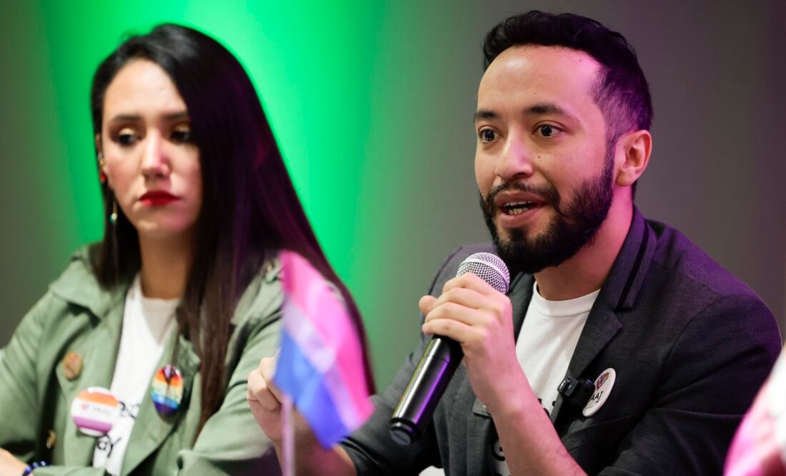 Iván Tagle Durán, director general de Yaaj México, y Paola Santillán, coordinadora de Mujeres Diversas. Foto: EFE