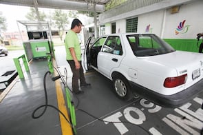 A qué autos les toca verificación vehicular en agosto en CDMX y el Edomex