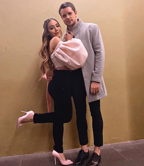 La cantante compartió foto con Lasso, músico. Foto: Instagram