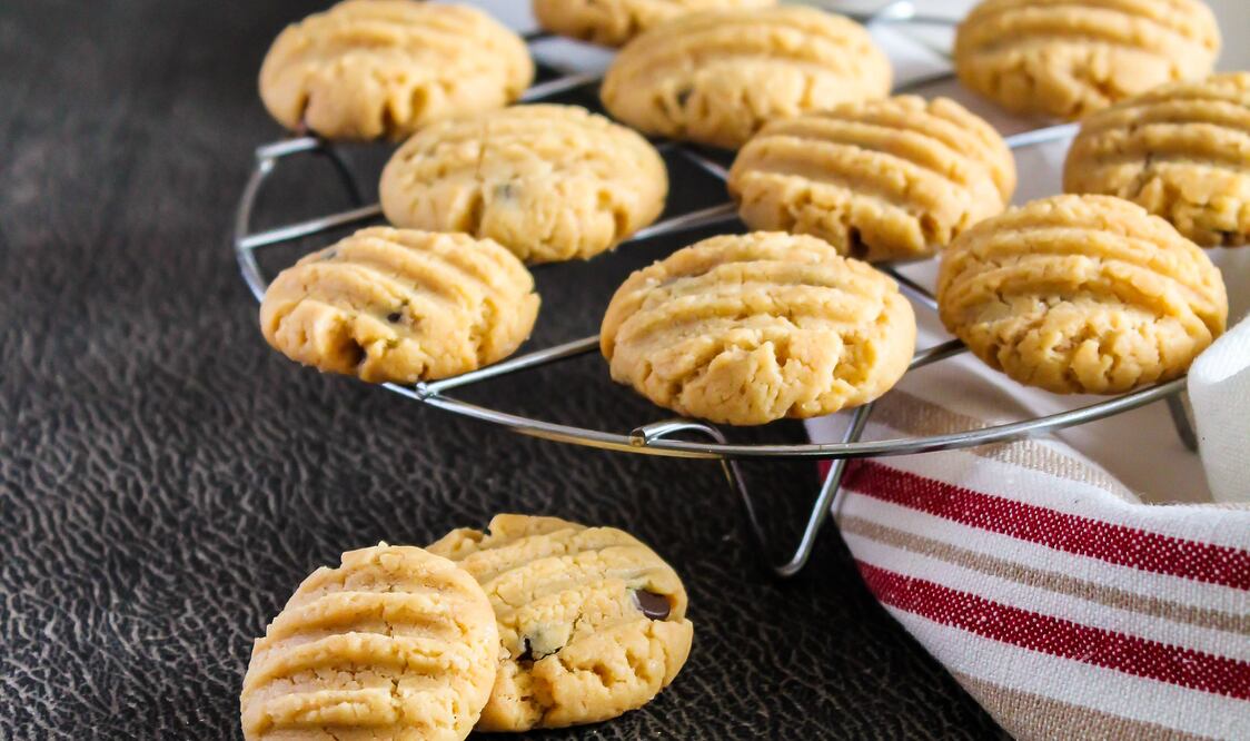 Foto: ISTOCK / Prepara esta deliciosa receta de galletas de crema de cacahuate. ¡No necesitas harina!