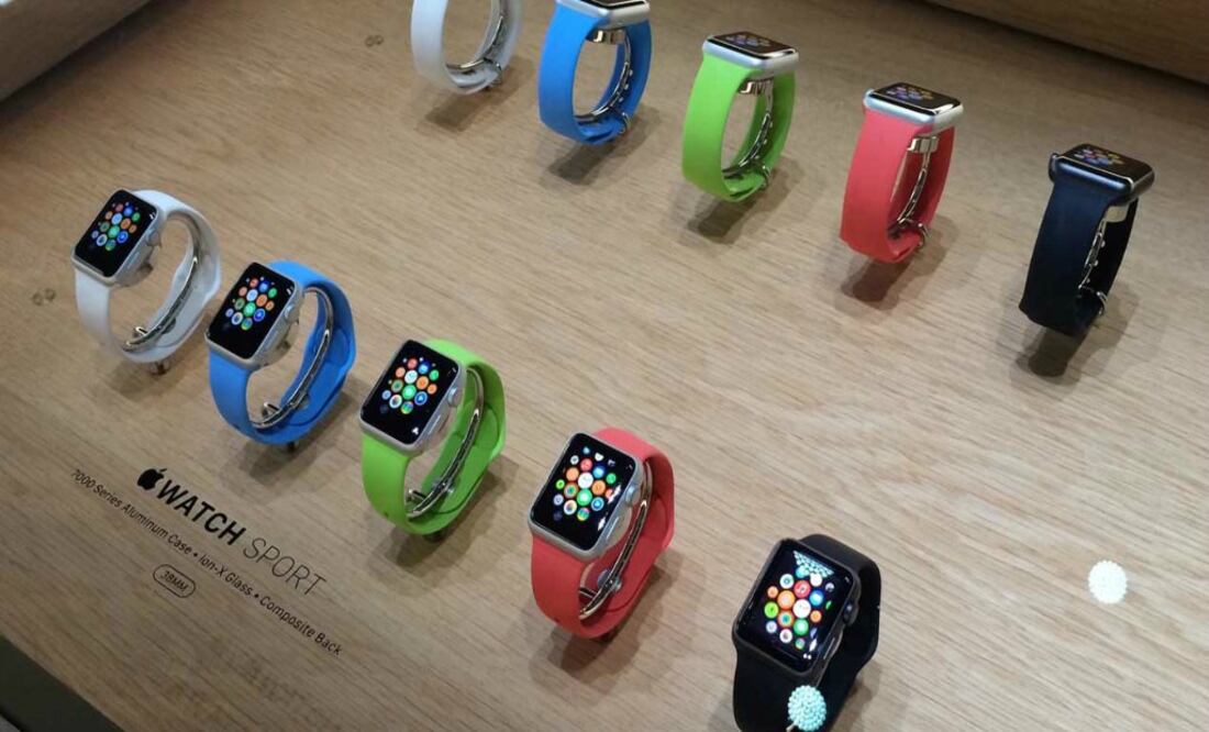 Apple es el mayor vendedor de relojes inteligentes del mundo y representa aproximadamente un tercio de todas las ventas de relojes inteligentes, según la firma de investigación de tecnología Counterpoint Research. Foto: Ilustrativa