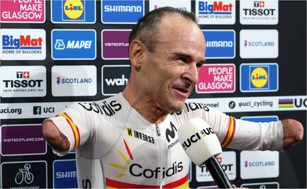 Ciclista paralímpico recibe de premio un reloj y esta fue su emotiva reacción