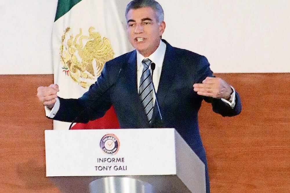 José Antonio Gali destacó que en materia de salud cumplió el compromiso de brindar atención médica las 24 horas del día en los 217 municipios (OMAR CONTRERAS. EL UNIVERSAL)