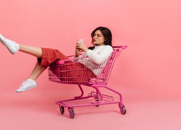 Los mejores tips para combinar pantalones con tenis y no perder el estilo