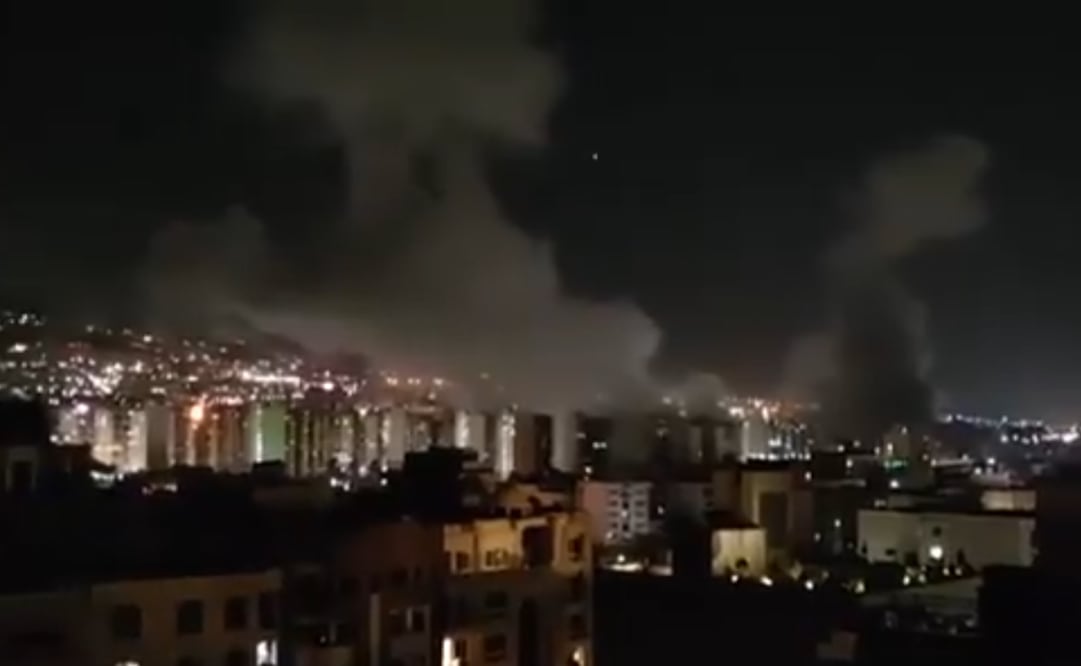 Reportan explosiones en Teherán, capital de Irán. (12/06/25) Foto: Captura de video