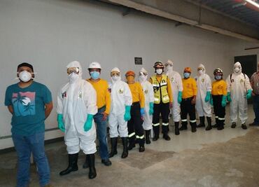 Rescatistas mexicanos denuncian falta de voluntad de cancillería para enviarlos a Haití