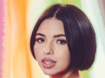 Ángela Aguilar se suma al trend de TikTok y muestra cómo se vería de viejita