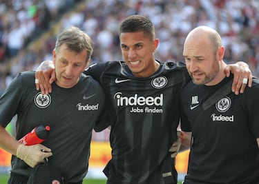 Carlos Salcedo sufre lesión y es duda para la Selección Mexicana