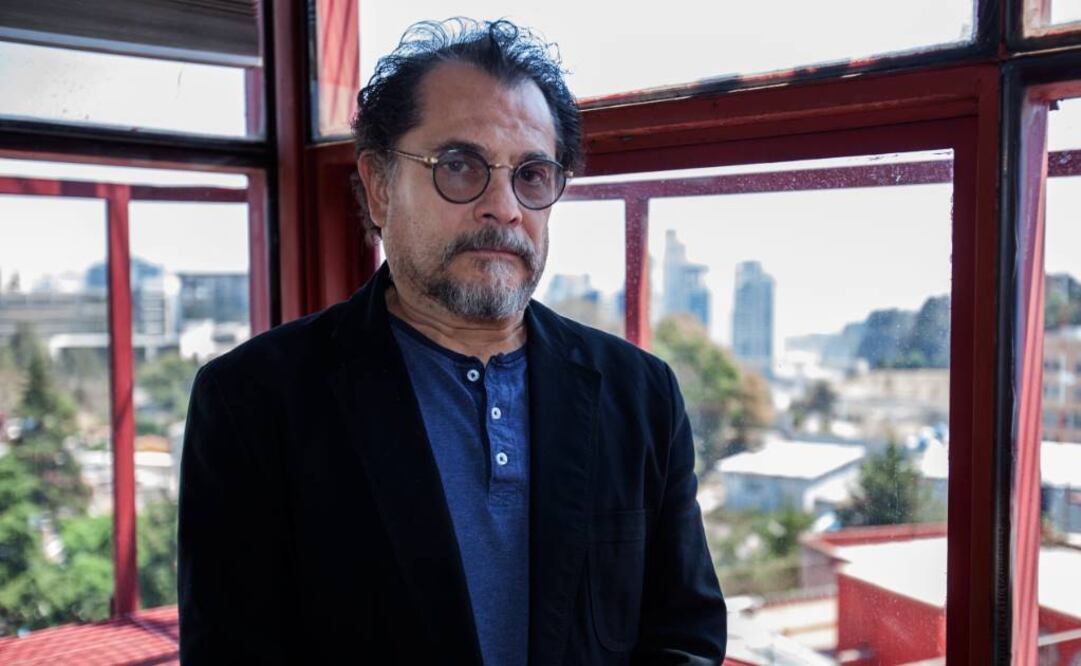 El escultor Miguel Peraza es autor del emblemático ajedrez del Tecnológico de Monterrey Campus Ciudad de México  FOTO: CAMILA MATA / EL UNIVERSAL