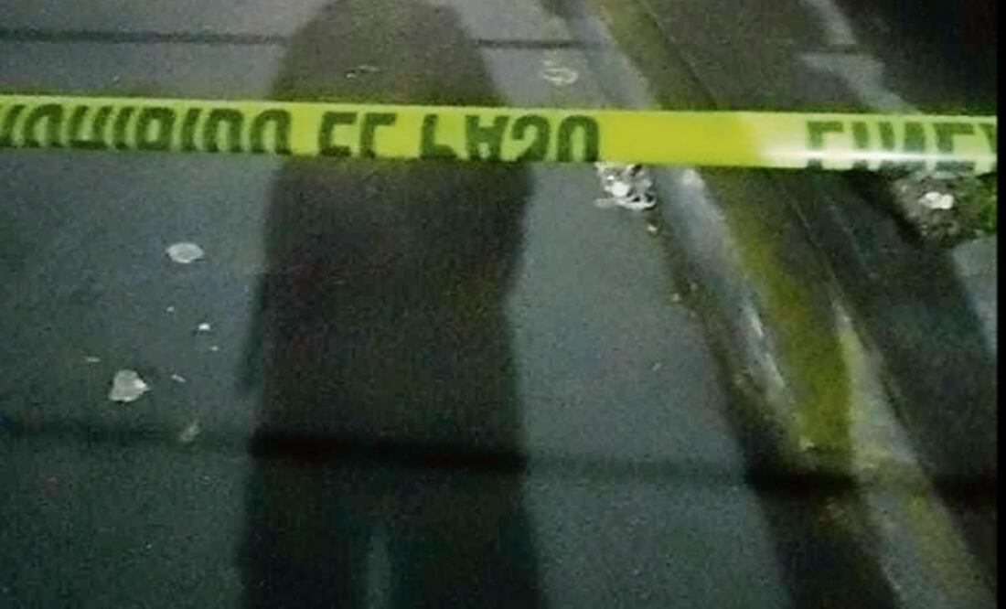 Los vecinos reconocieron a los hombres como supuestos ladrones. Foto: Especial