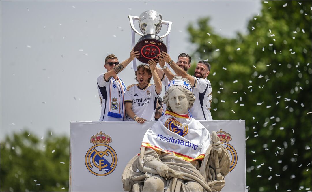 Los jugadores del Real Madrid celebran el título de La Liga - Foto: AP
