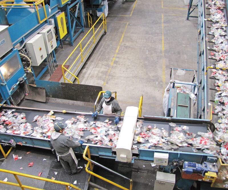 Industrias del país buscan que al menos 20% de todos los envases y empaques cuenten con 20% de material reciclado en 2025. Foto: ARCHIVO EL UNIVERSAL