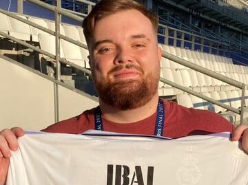 Cuál es el problema de salud que Ibai Llanos padece hace años