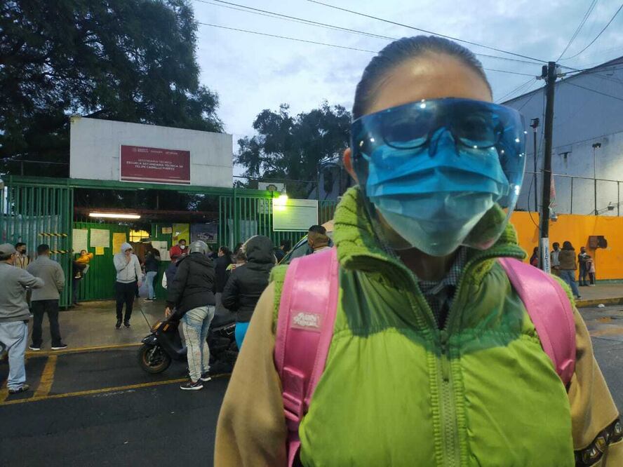 ¡Cuánto crecieron!, maestras se sorprenden en regreso a clases presenciales. Foto: Perla Miranda / EL UNIVERSAL