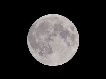 Retos de la humanidad en el Día Internacional de la Luna