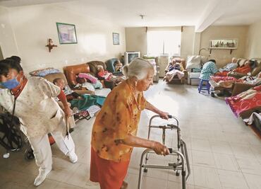 Ancianos se defienden solos del virus