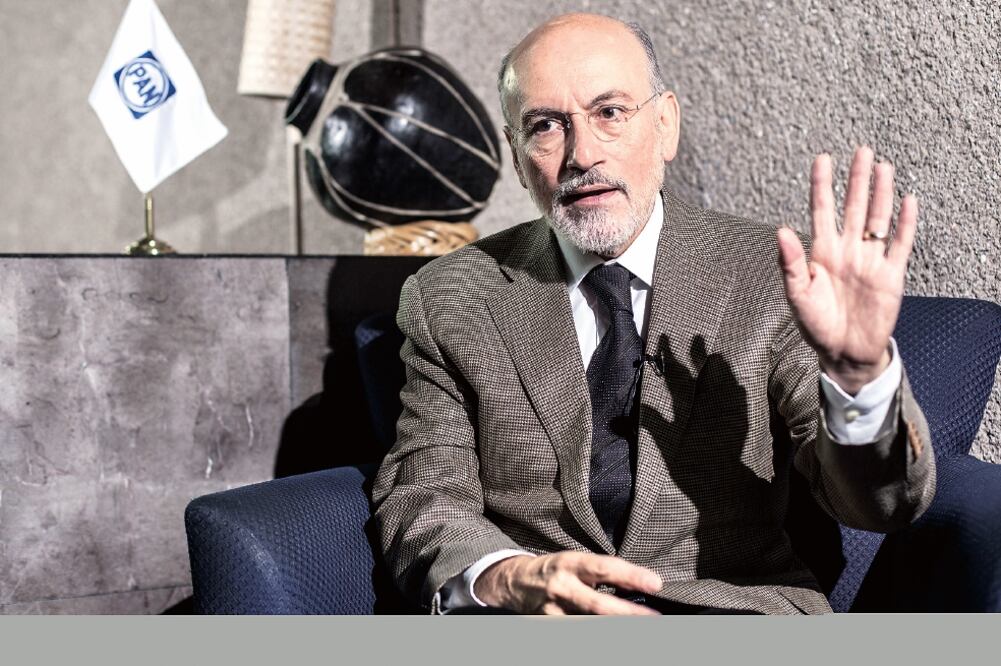Luis Felipe Bravo Mena, presidente de la Comisión Anticorrupción del PAN (GERMÁN ESPINOSA. EL UNIVERSAL)
